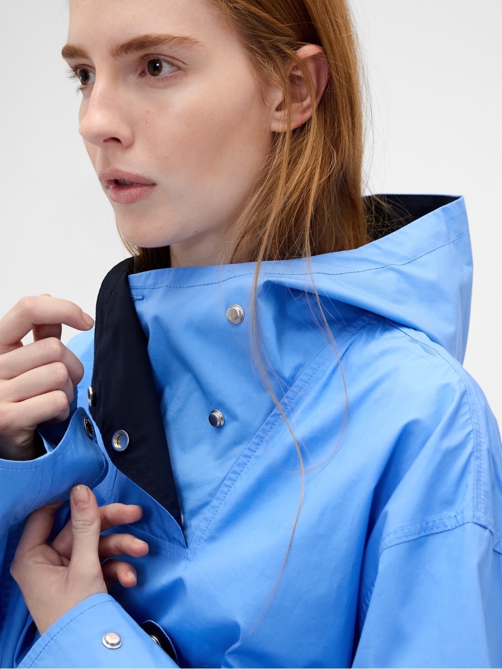 🔥🔥NWT GAP x Victoria Beckham Hooded Pullover Jacket/ MEDIUM (SHIPS SAME DAY)🔥🔥